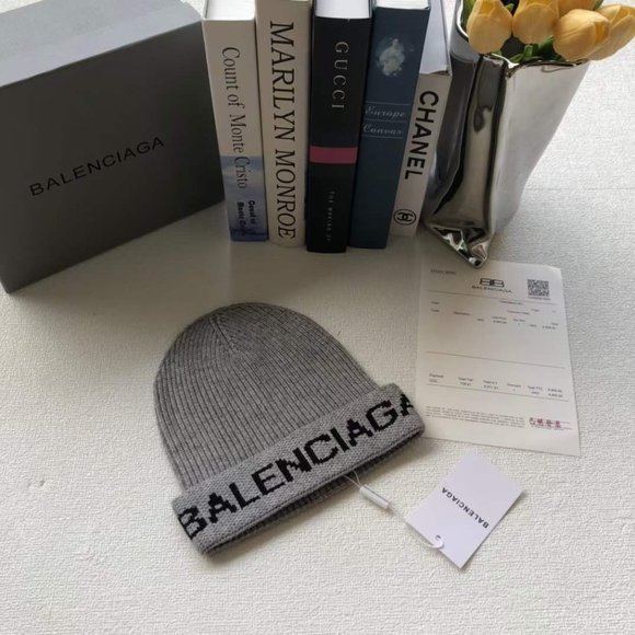 ๐โจAUTHENTICโจ๐Balenciaga hat - Picture 3 of 4
